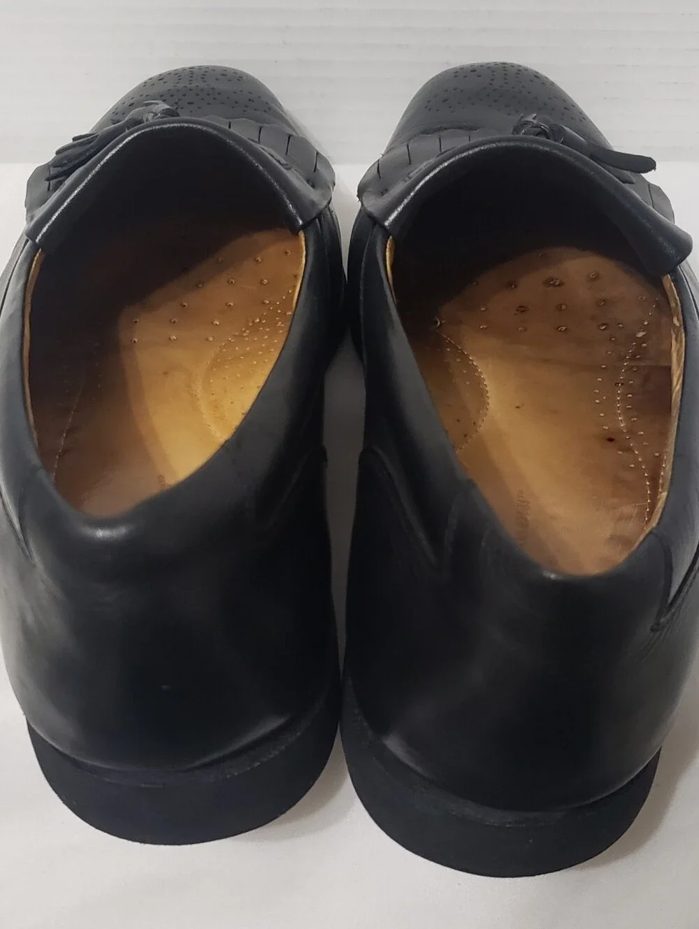 Sandro Moscoloni Men’s Black Tassle Loafer Shoes Size 10 M.
